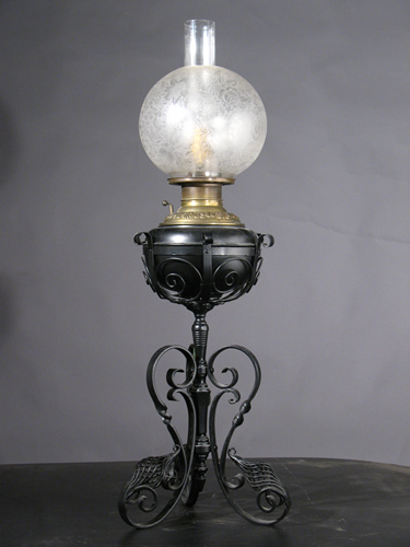 Wrought Iron Banquet Lamp